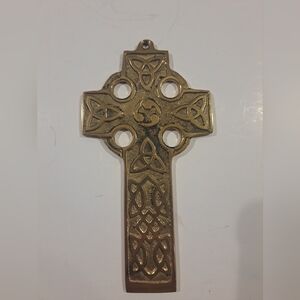 Brass Celtic Trinity Knot 5" Cross Medalion Wall Hanging